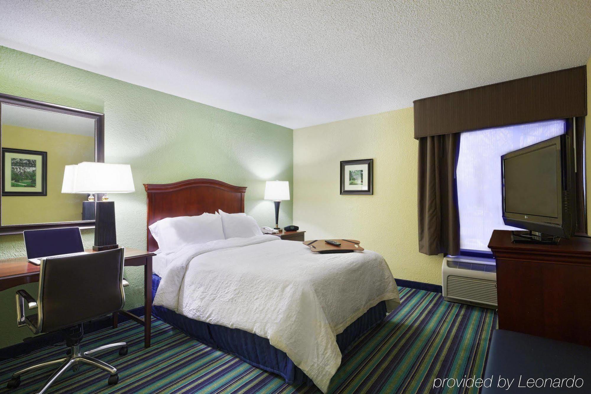 Hampton Inn Raleigh Cary Esterno foto