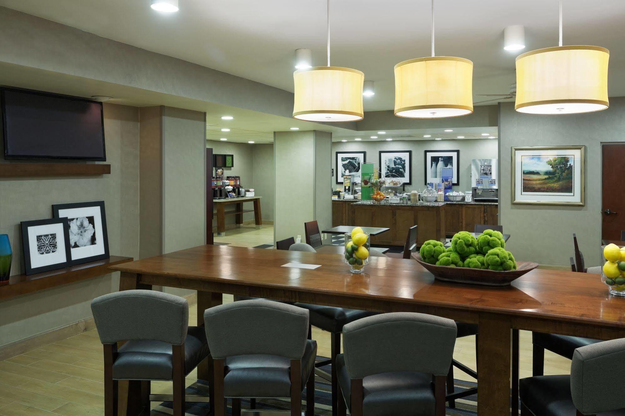 Hampton Inn Raleigh Cary Esterno foto