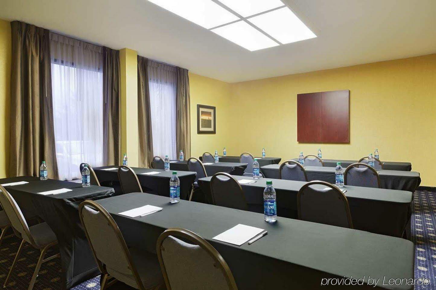 Hampton Inn Raleigh Cary Esterno foto